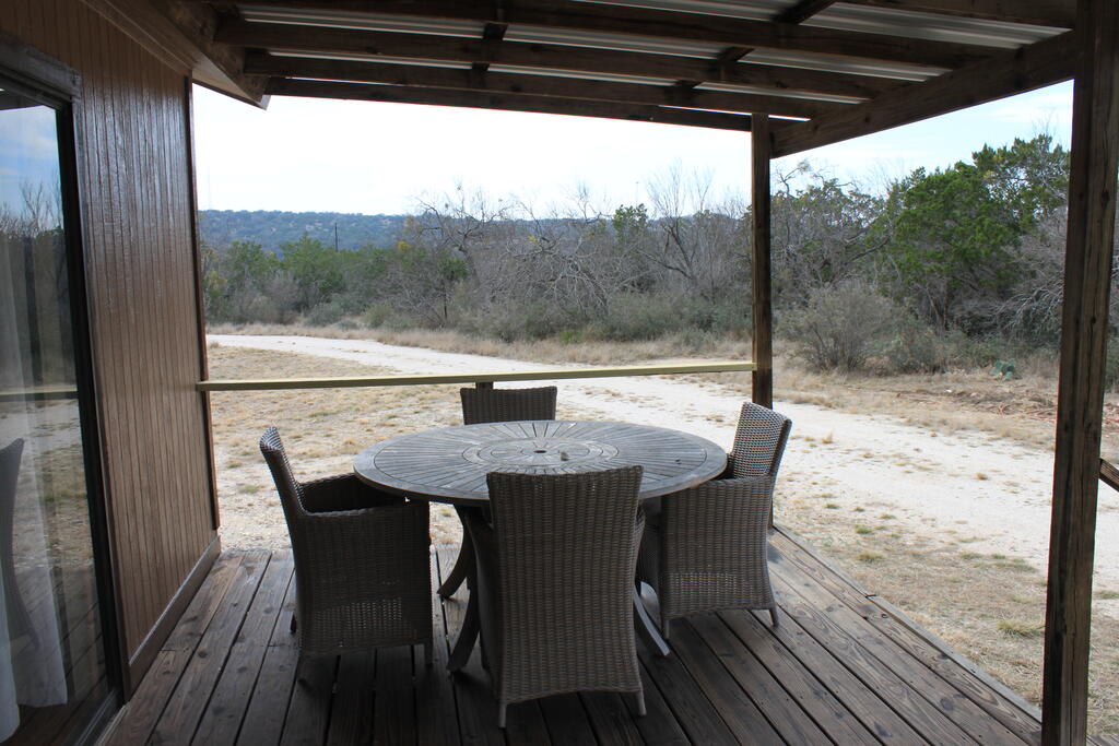 1 Dominion Road Rocksprings, TX 78880 - Photo 6 of 16 Gallery Image 6