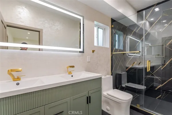 $3,450 | 11112 1/2 Emelita Street, North Hollywood, CA 91601