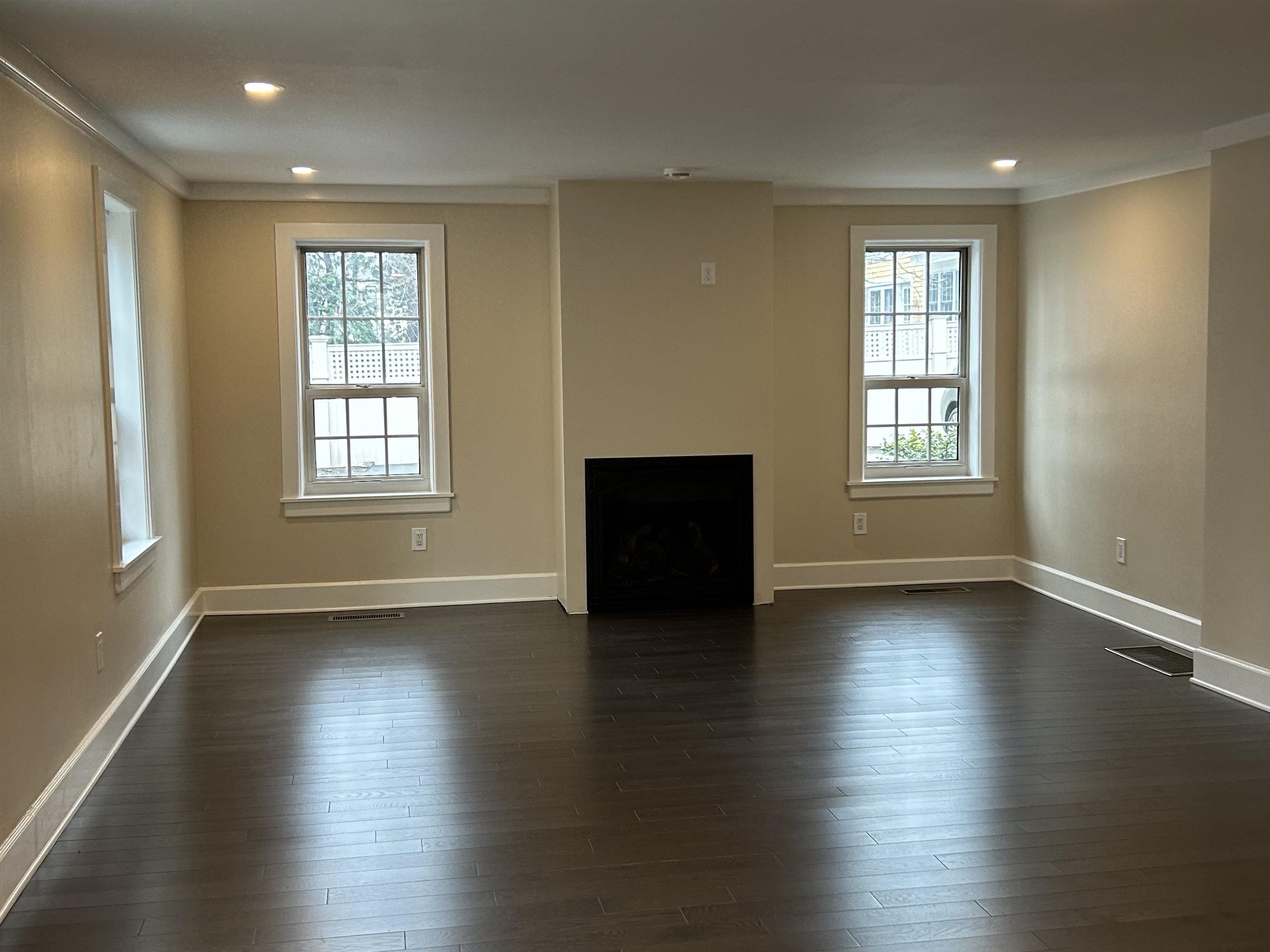 81 Front Street, Unit 3 Exeter, NH 03833 - Photo 6 of 56