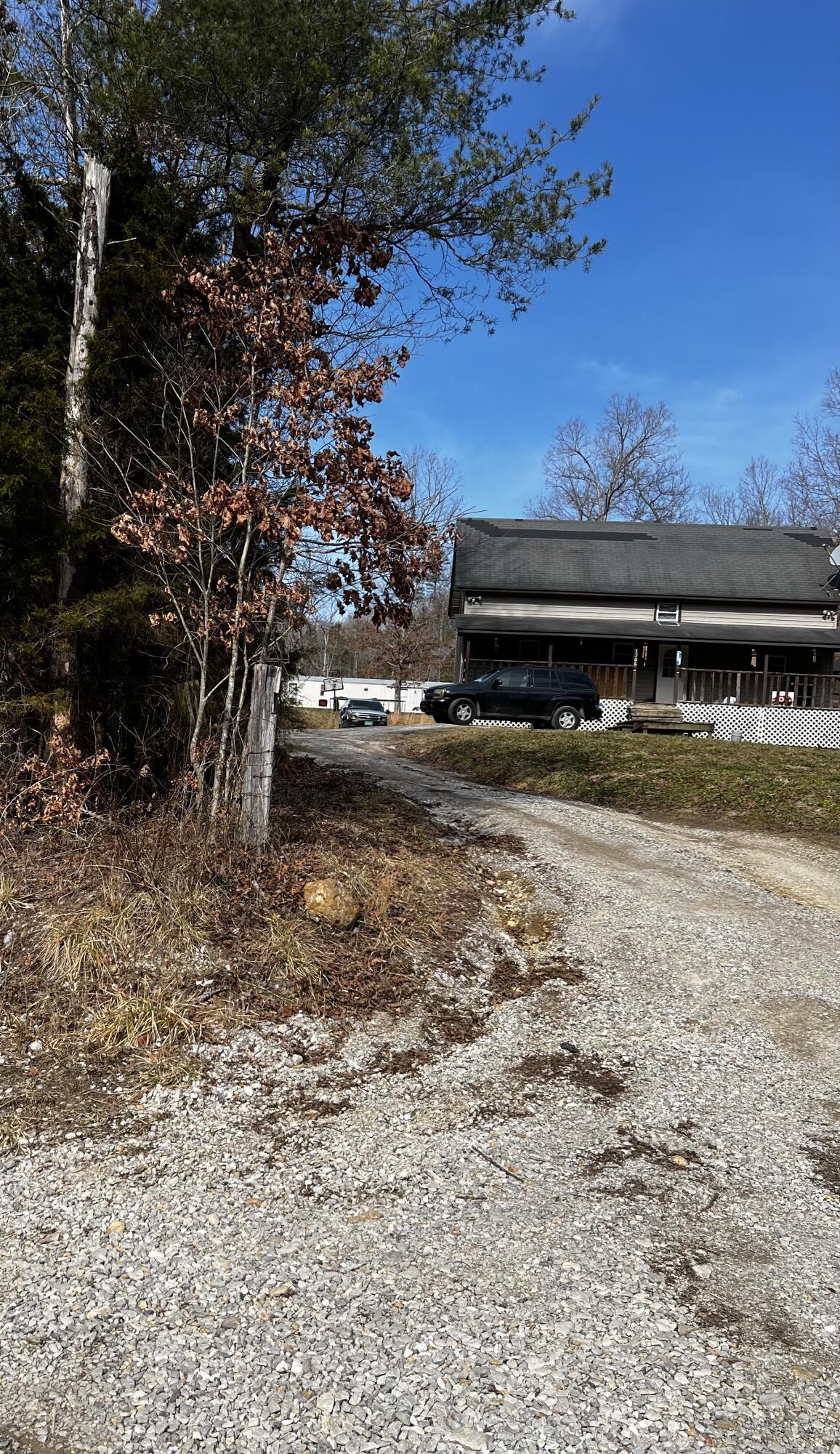 1208 Tar Kiln Road Brodhead, KY 40409 - Photo 3 of 12 04A6D789-6FAD-4E0F-A5C4-E112B8395C14