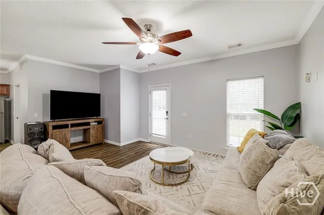 $2,500 | 132 Peregrine Circle, Richmond Hill, GA 31324