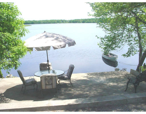35 Birch Hill Road Bridgewater, MA 02767 - Photo 4 of 20 Gallery Image 4