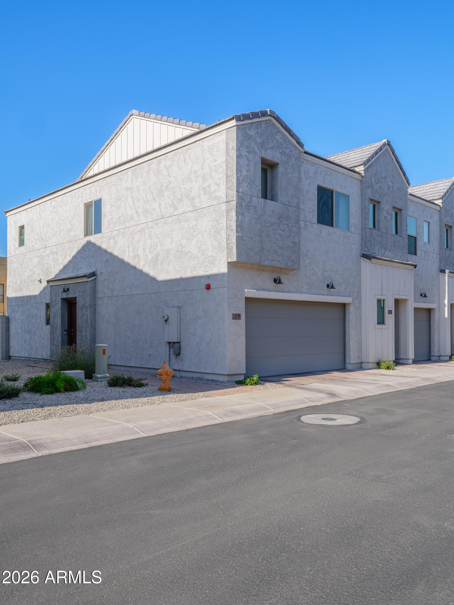 2170 West Harmont Drive Phoenix, AZ 85021 - Photo 30 of 32 a view of street with large building
