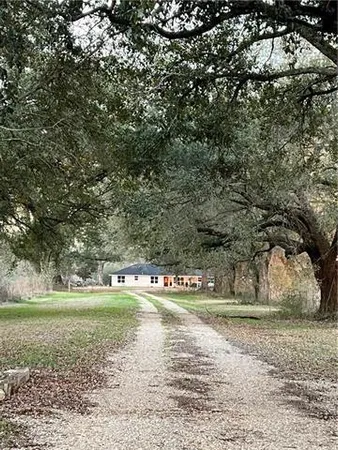 $549,900 | 53384 Highway 40, Loranger, LA 70446