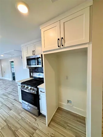 $1,725 | 410 Mc Phail Street, Unit B, Tomball, TX 77375