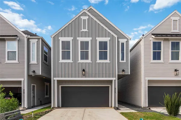 $2,525 | 318 Charlock Street, Houston, TX 77022