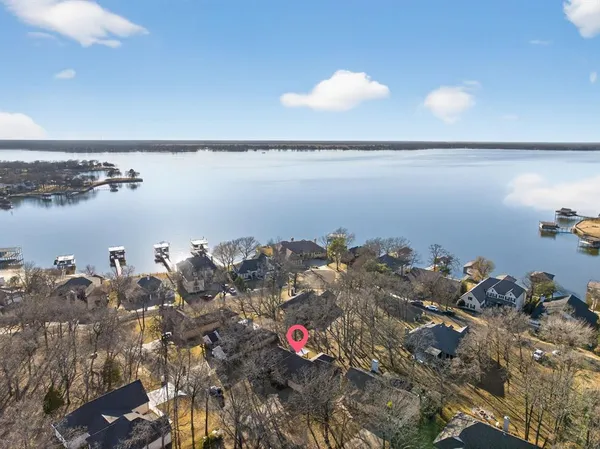 $375,000 | 109 Southern Pine Place, Mabank, TX 75156