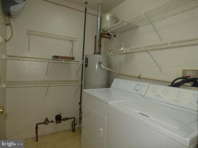 3046 Lakefield Road York, PA 17402 - Photo 6 of 15 Gallery Image 6