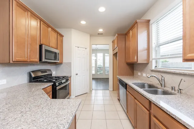 $2,450 | 17923 Alora Springs Trace, Cypress, TX 77433