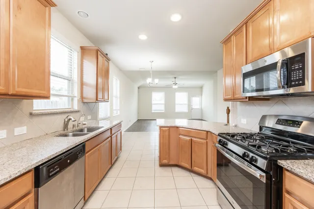 $2,450 | 17923 Alora Springs Trace, Cypress, TX 77433