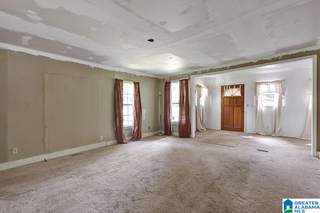 1611 Elizabeth Street Gadsden, AL 35903 - Photo 5 of 22