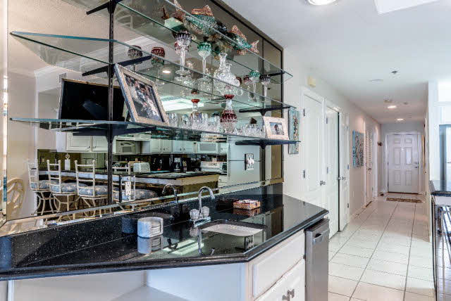 27770 Canal Road, Unit 2407 Orange Beach, AL 36561 - Photo 5 of 18 wet bar