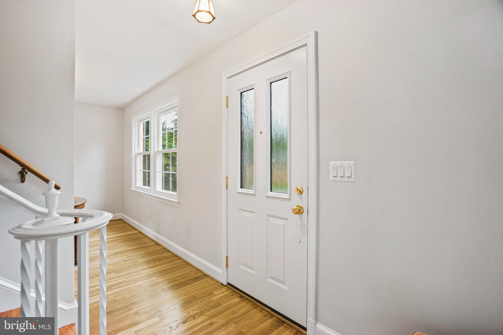 805 Guilford Street Silver Spring, MD 20901 - Photo 4 of 37 Gallery Image 4