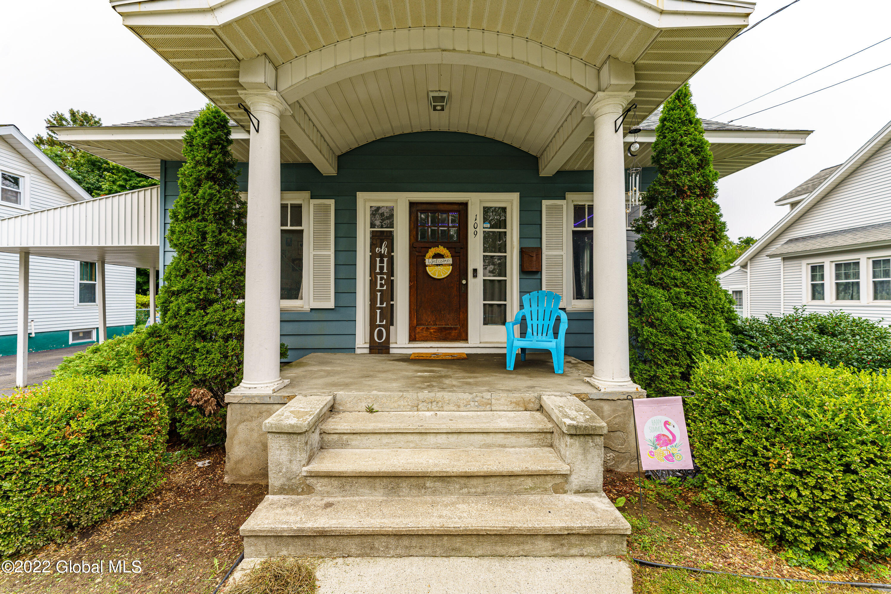 109 Sacandaga Road Scotia, NY 12302 - Photo 3 of 24 0 Front 4