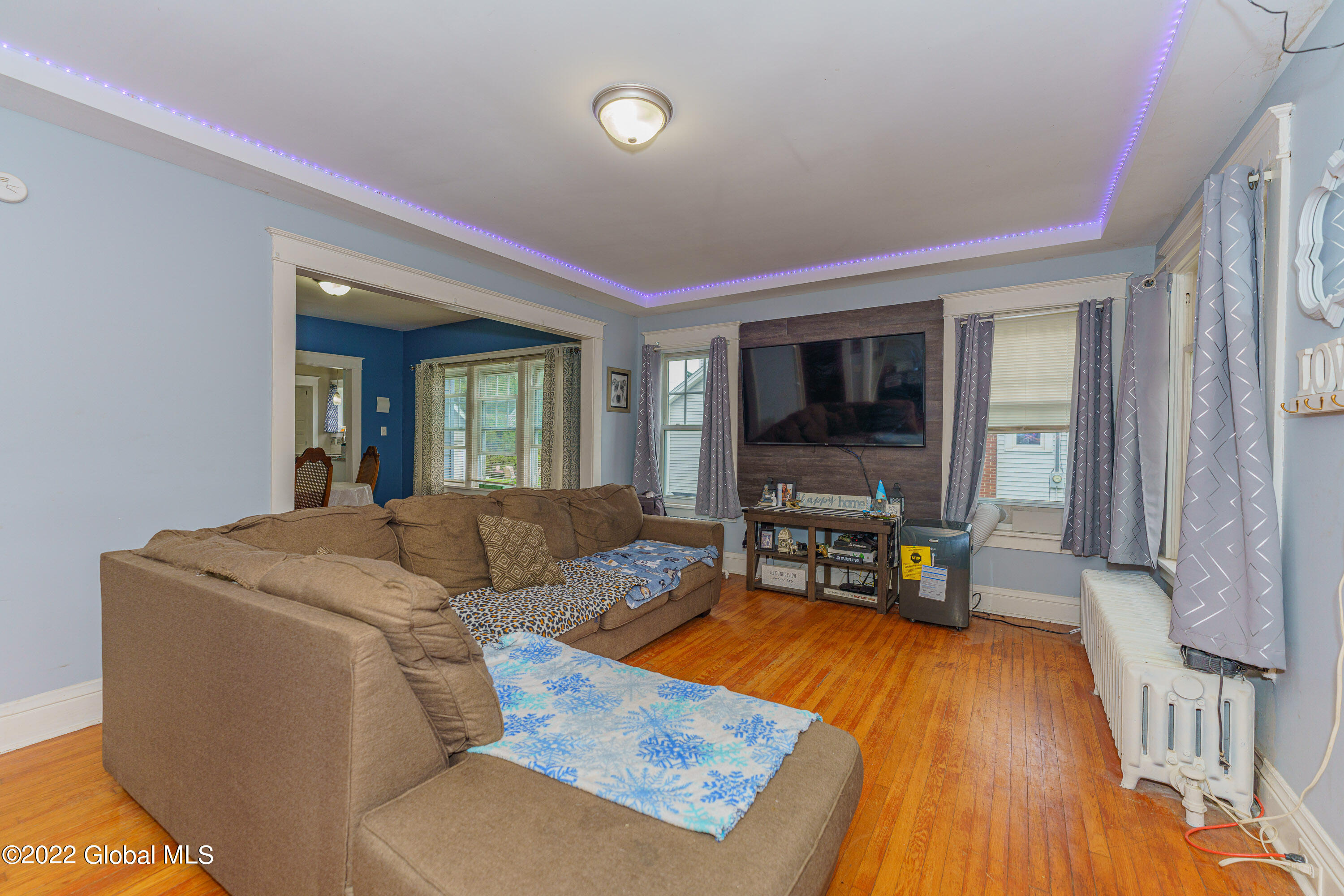 109 Sacandaga Road Scotia, NY 12302 - Photo 9 of 24 1 Livingroom 2