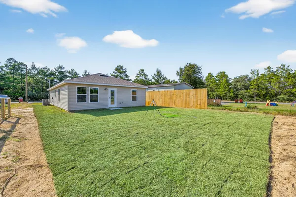 $229,900 | 5327 B Kervin Road, Crestview, FL 32539