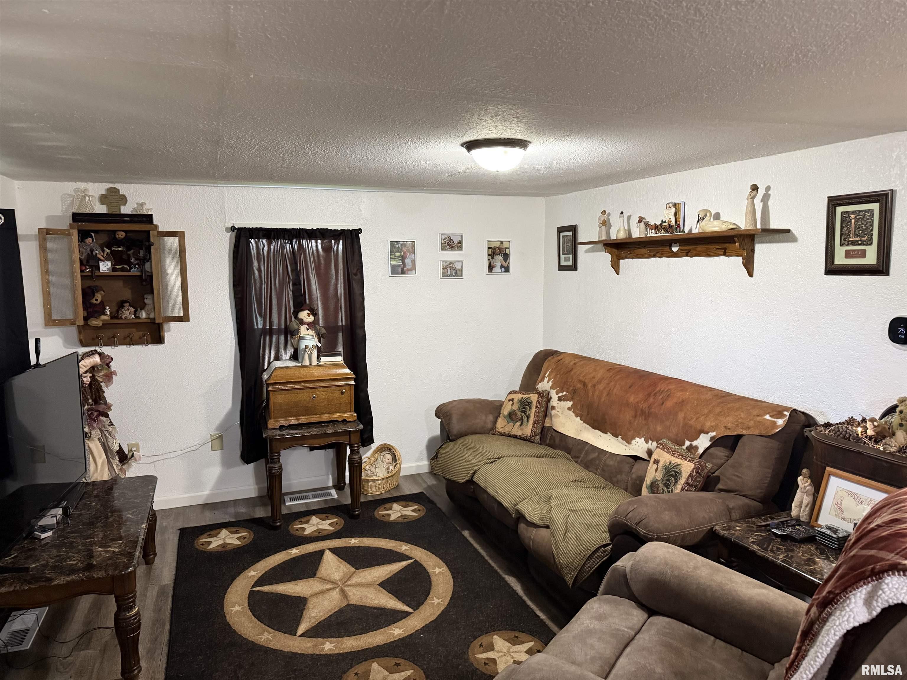 3534 North Charles Street Decatur, IL 62526 - Photo 8 of 17