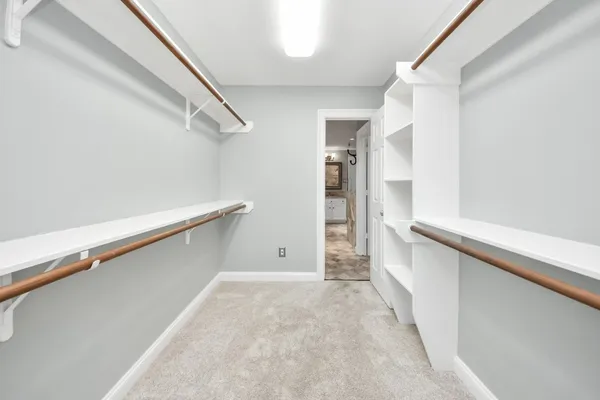$575,000 | 710 Jackson Hill Street, Houston, TX 77007