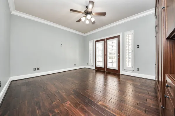 $575,000 | 710 Jackson Hill Street, Houston, TX 77007