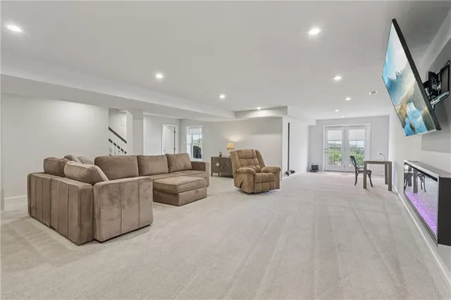 $690,000 | 332 Red Bud Lane, Washington, PA 15301