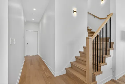 $1,099,000 | 1347 West Grand Avenue, Unit 4N, Chicago, IL 60642