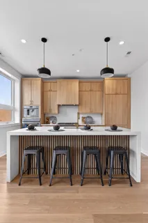 $1,099,000 | 1347 West Grand Avenue, Unit 4N, Chicago, IL 60642
