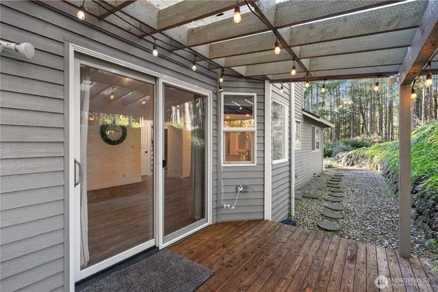 $725,000 | 5951 Northwest Newberry Hill Road, Silverdale, WA 98383