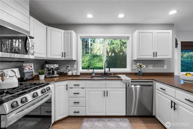 $725,000 | 5951 Northwest Newberry Hill Road, Silverdale, WA 98383