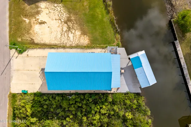 $650,000 | 4011 South Nassau Street, Bay St. Louis, MS 39520