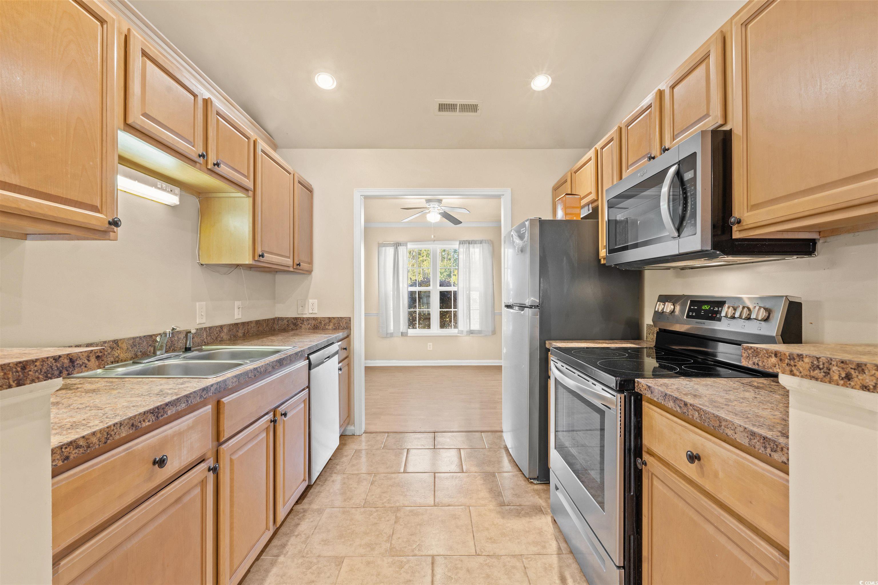 129 Ecum Secum Place Conway, SC 29527 - Photo 8 of 31