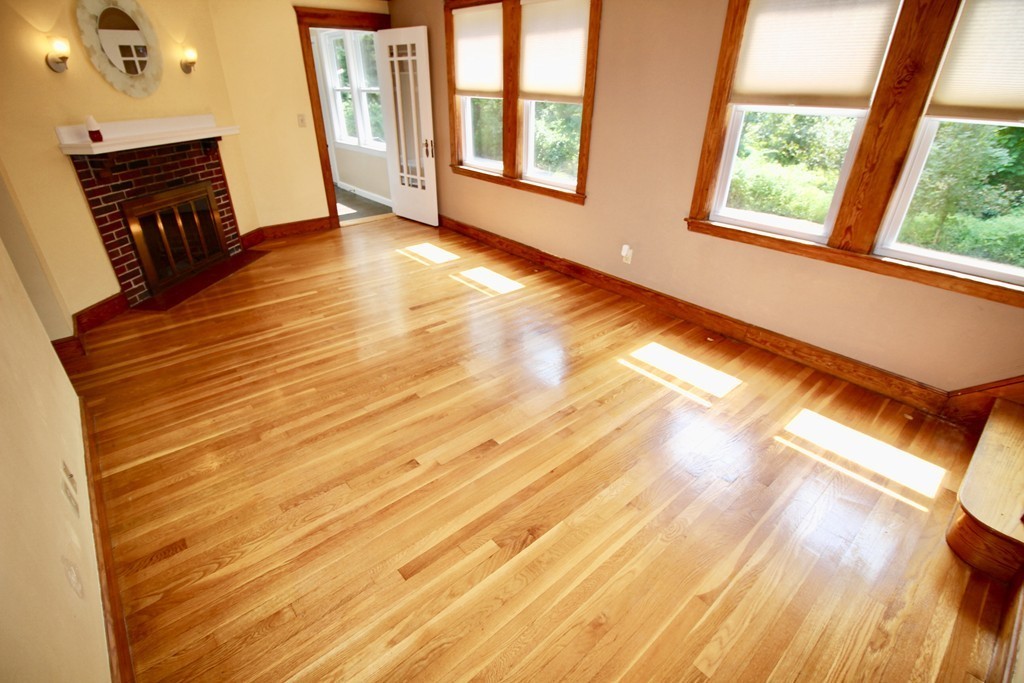 11 Allen Road Billerica, MA 01821 - Photo 7 of 30 Gallery Image 7