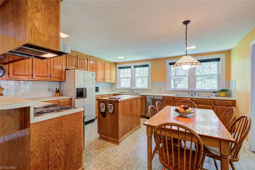 8313 Stafford Mill Road Oak Ridge, NC 27310 - Photo 15 of 30