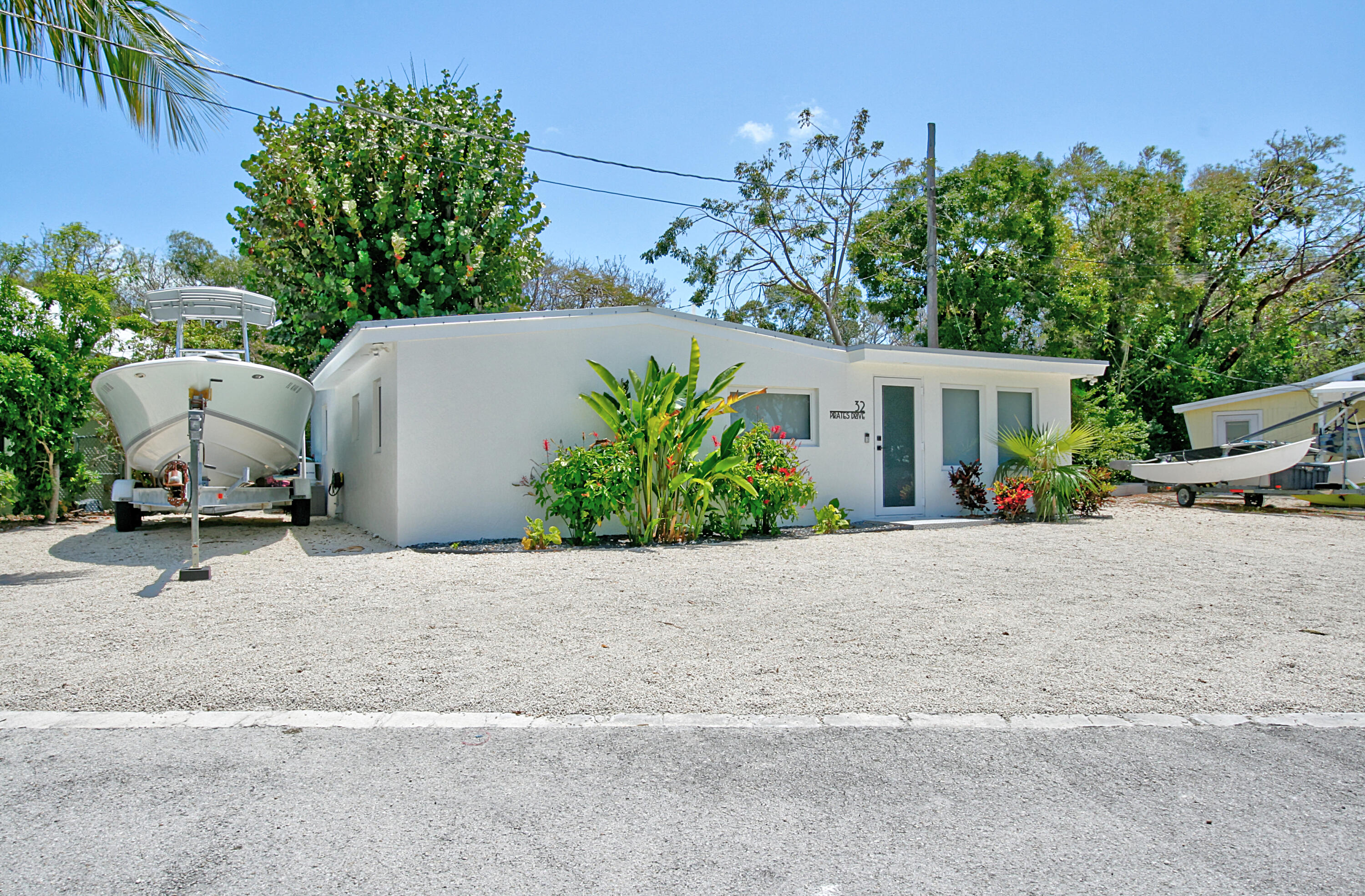 32 Pirates Drive Key Largo, FL 33037 - Photo 2 of 25