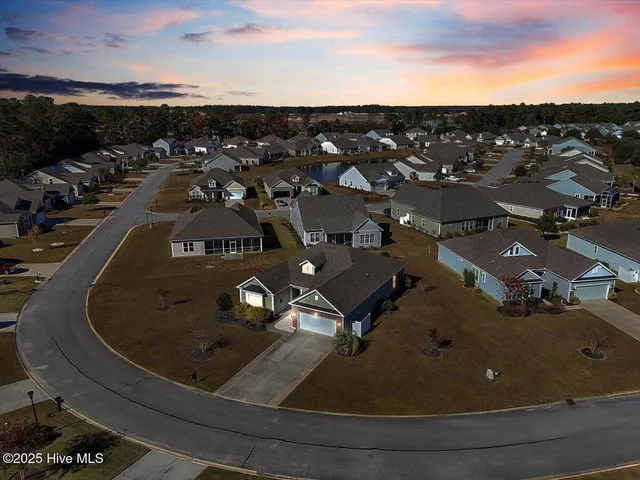 $369,500 | 684 Marbella Court Northwest, Calabash, NC 28467