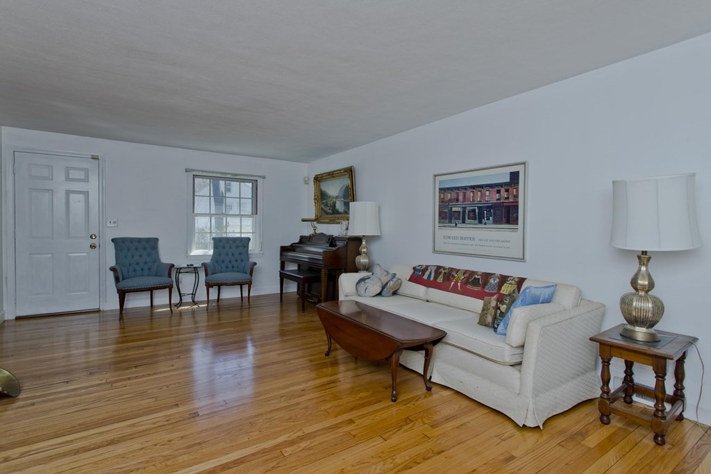 21 Puritan Road Springfield, MA 01119 - Photo 17 of 42