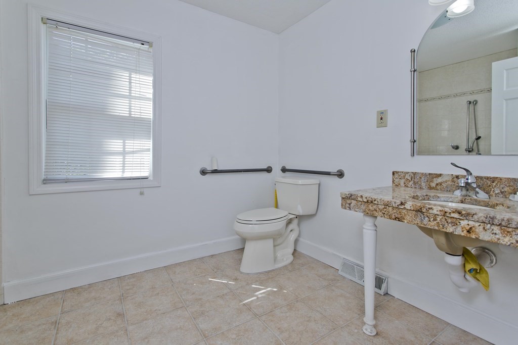 21 Puritan Road Springfield, MA 01119 - Photo 23 of 42