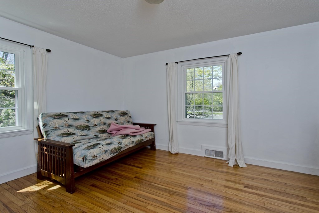 21 Puritan Road Springfield, MA 01119 - Photo 25 of 42