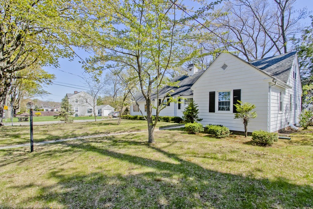 21 Puritan Road Springfield, MA 01119 - Photo 37 of 42