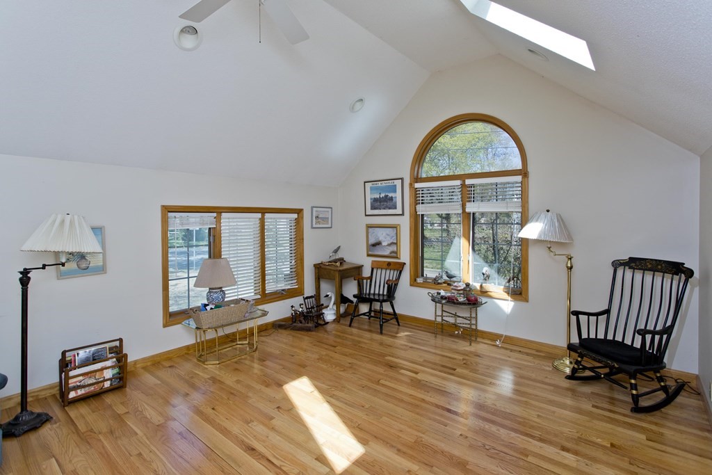 21 Puritan Road Springfield, MA 01119 - Photo 4 of 42