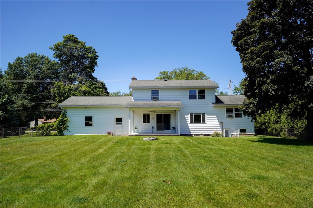 316 Webster Road Webster, NY 14580 - Photo 39 of 41