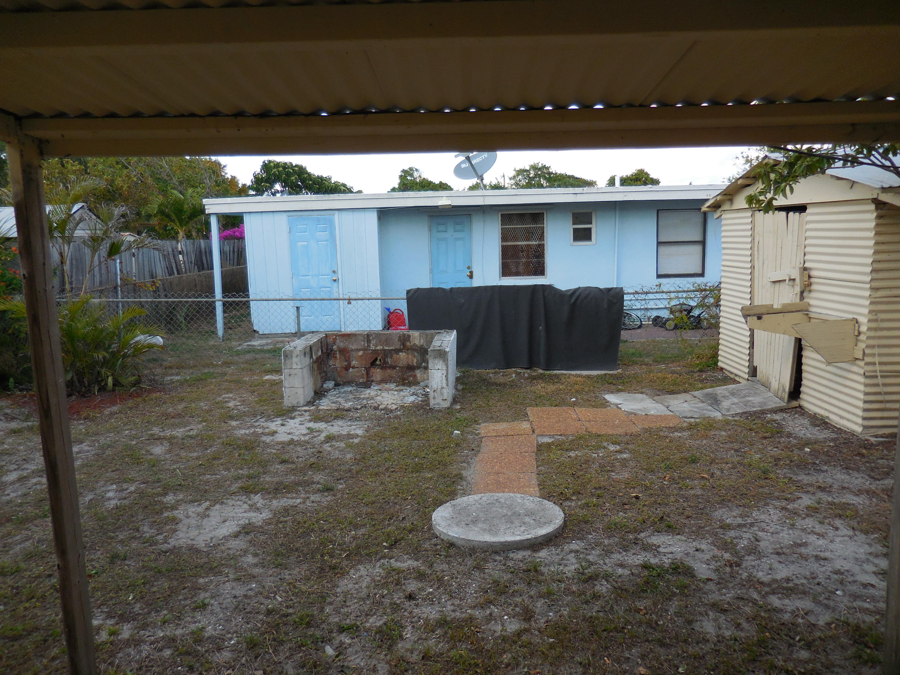 1155 Peak Road Lake Worth, FL 33462 - Photo 23 of 28 2017-02-19 16.04.37