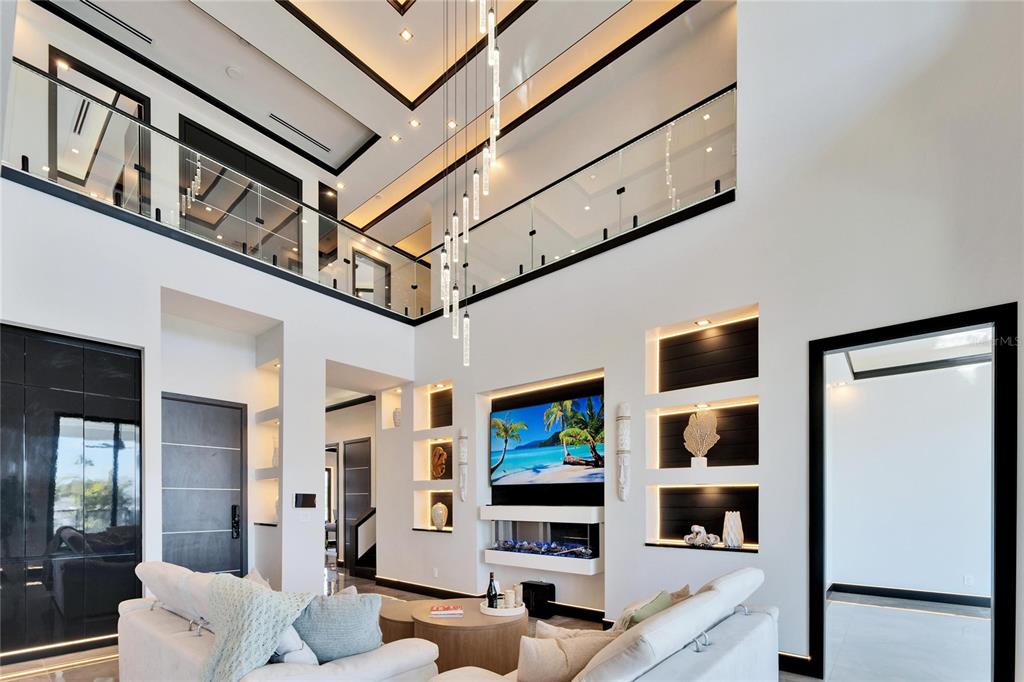 6536 Simone Shores Circle Apollo Beach, FL 33572 - Photo 17 of 94