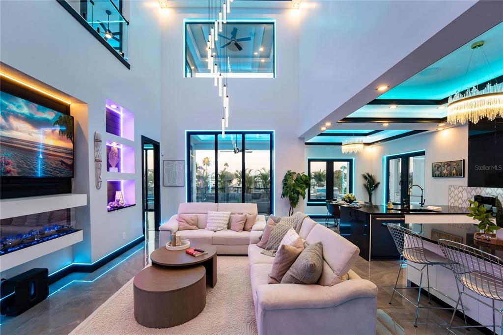 6536 Simone Shores Circle Apollo Beach, FL 33572 - Photo 18 of 94