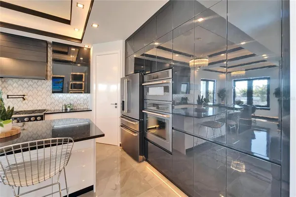 $1,449,000 | 6536 Simone Shores Circle, Apollo Beach, FL 33572