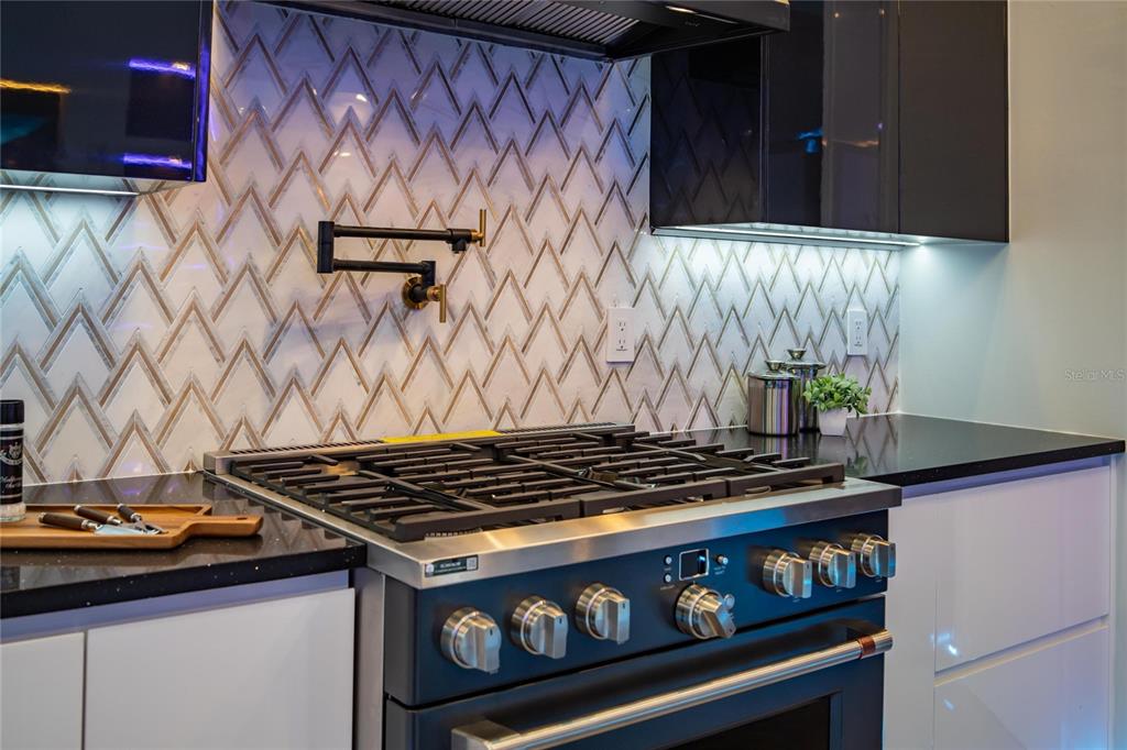 6536 Simone Shores Circle Apollo Beach, FL 33572 - Photo 33 of 94