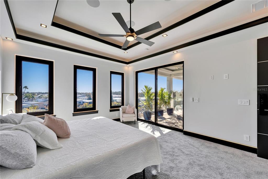 6536 Simone Shores Circle Apollo Beach, FL 33572 - Photo 45 of 94