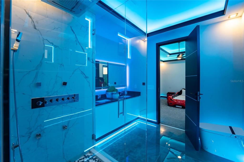 6536 Simone Shores Circle Apollo Beach, FL 33572 - Photo 58 of 94