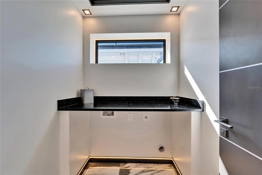 6536 Simone Shores Circle Apollo Beach, FL 33572 - Photo 70 of 94