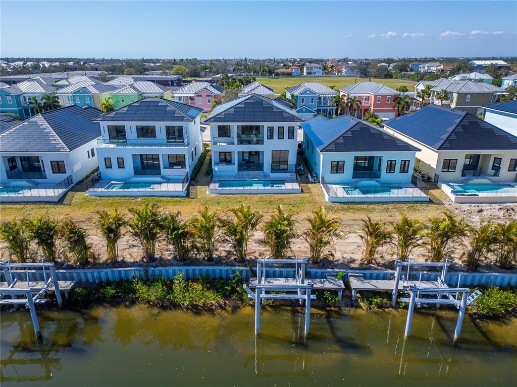 6536 Simone Shores Circle Apollo Beach, FL 33572 - Photo 8 of 94