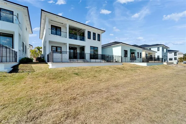 $1,449,000 | 6536 Simone Shores Circle, Apollo Beach, FL 33572